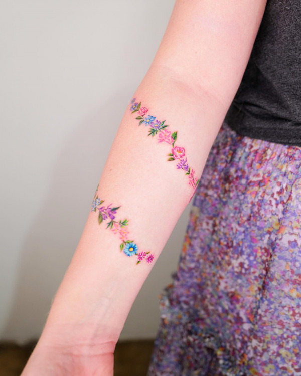 17 Unique Flower Bracelet Tattoo Ideas That Are So Daring I Take You Positive Quotes Wallpapers Hairstyles Hair Colour Nails 17 Unique Flower Bracelet Tattoo Ideas That Are So Daring I Take You Positive Quotes Wallpapers Hairstyles Hair Colour Nails