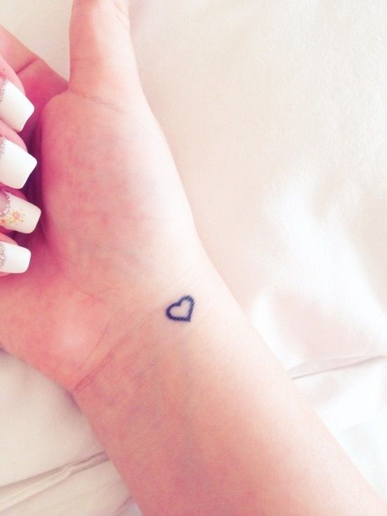 60 Hearts Tattoos For Wrists 60 Hearts Tattoos For Wrists