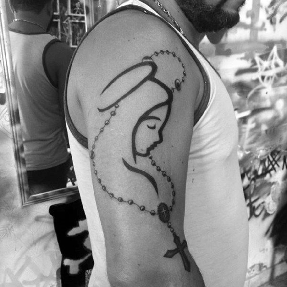 Cross And Rosary Tattoo Designs For Men Cross And Rosary Tattoo Designs For Men