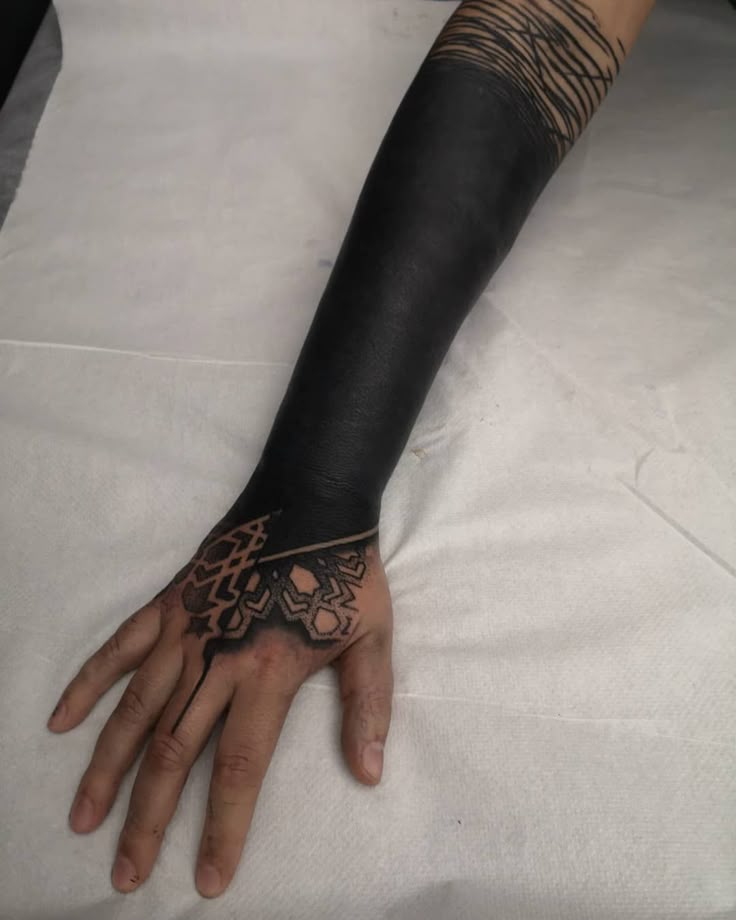Hand With Blackout Arm Healed Done By Guille Twotattoo In Seville Spain R Tattoo Hand With Blackout Arm Healed Done By Guille Twotattoo In Seville Spain R Tattoo