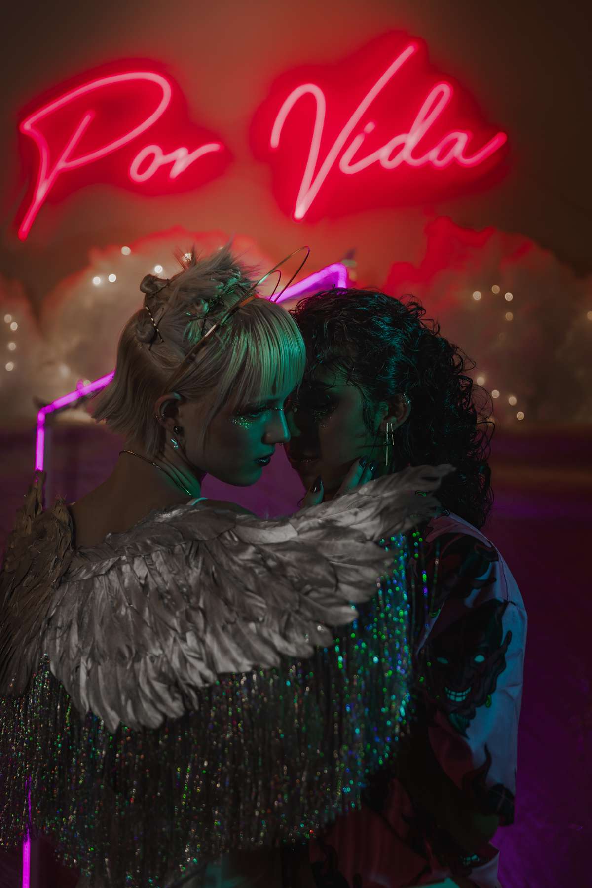 High Renaissance Colourful Star Crossed Lovers Shoot Rock N Roll Bride High Renaissance Colourful Star Crossed Lovers Shoot Rock N Roll Bride
