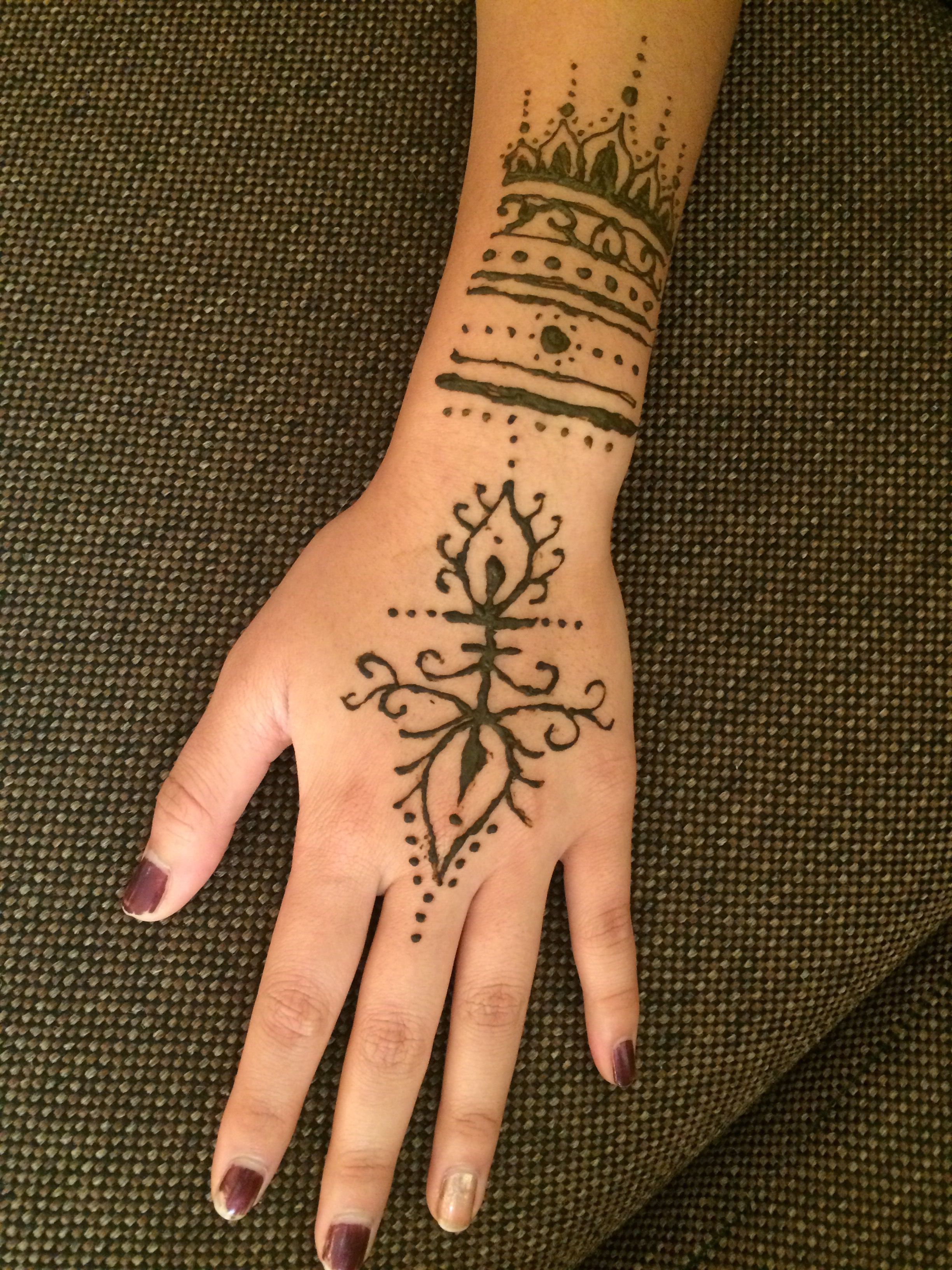 Mandala Wrist Tattoo Henna Tattoo Hand Cool Wrist Tattoos Boho Mandala Wrist Tattoo Henna Tattoo Hand Cool Wrist Tattoos Boho