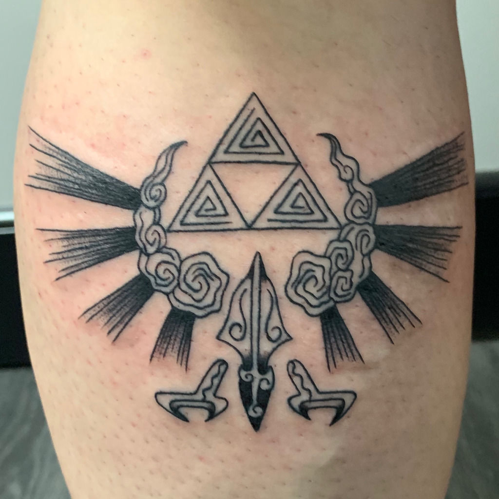 My Take On The Triforce Tattoo Catapulttattoo Zelda Triforce My Take On The Triforce Tattoo Catapulttattoo Zelda Triforce