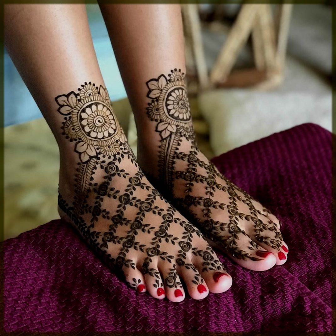 Pin By Cindy Cauwenberghs On Body Henna Mehndi Henna Designs Feet Pin By Cindy Cauwenberghs On Body Henna Mehndi Henna Designs Feet