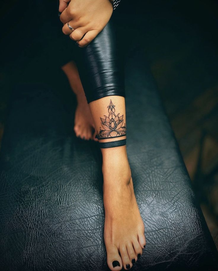 Pin By Tynisha Bailey On Tatoos Wrist Bracelet Tattoo Tattoo Pin By Tynisha Bailey On Tatoos Wrist Bracelet Tattoo Tattoo