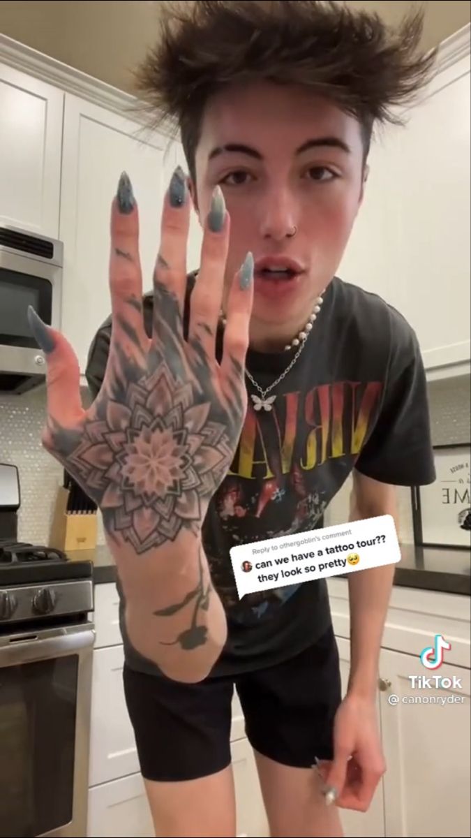 Rihanna Buy Hand Tattoo Tiktok Shop Rihanna Buy Hand Tattoo Tiktok Shop