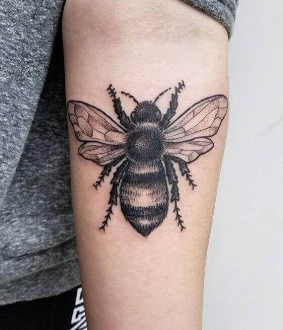 The Meaning Behind Bee Tattoo Designs Of Bumblebee And Honey Bee Holistic Ink The Meaning Behind Bee Tattoo Designs Of Bumblebee And Honey Bee Holistic Ink