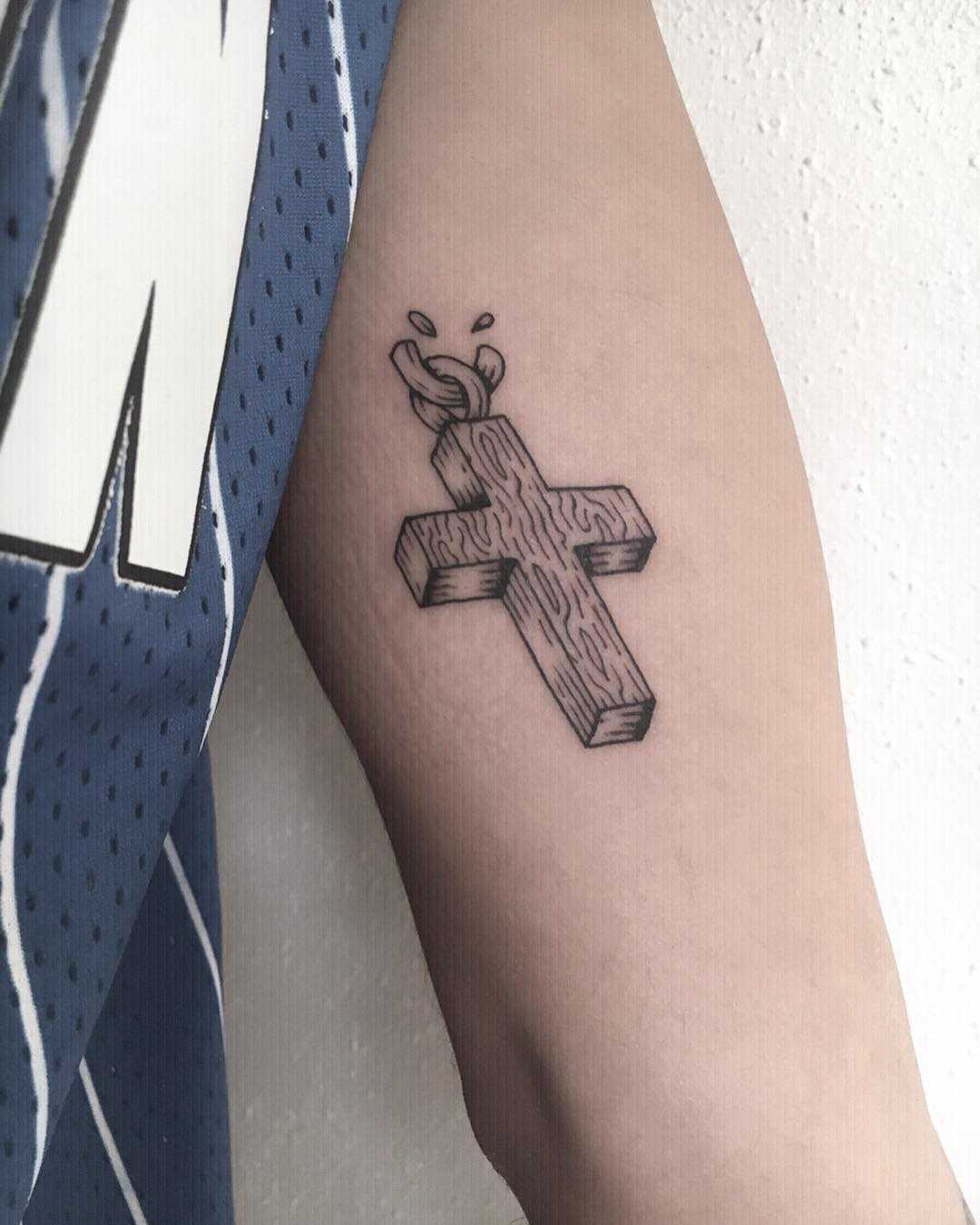 Wooden Cross Tattoo Design Wooden Cross Tattoo Design